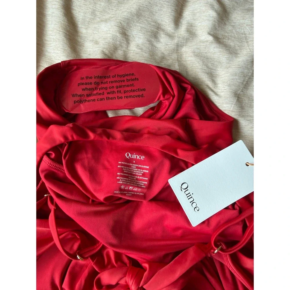 quince italian underwire one-piece bathing suit in cherry red women size small